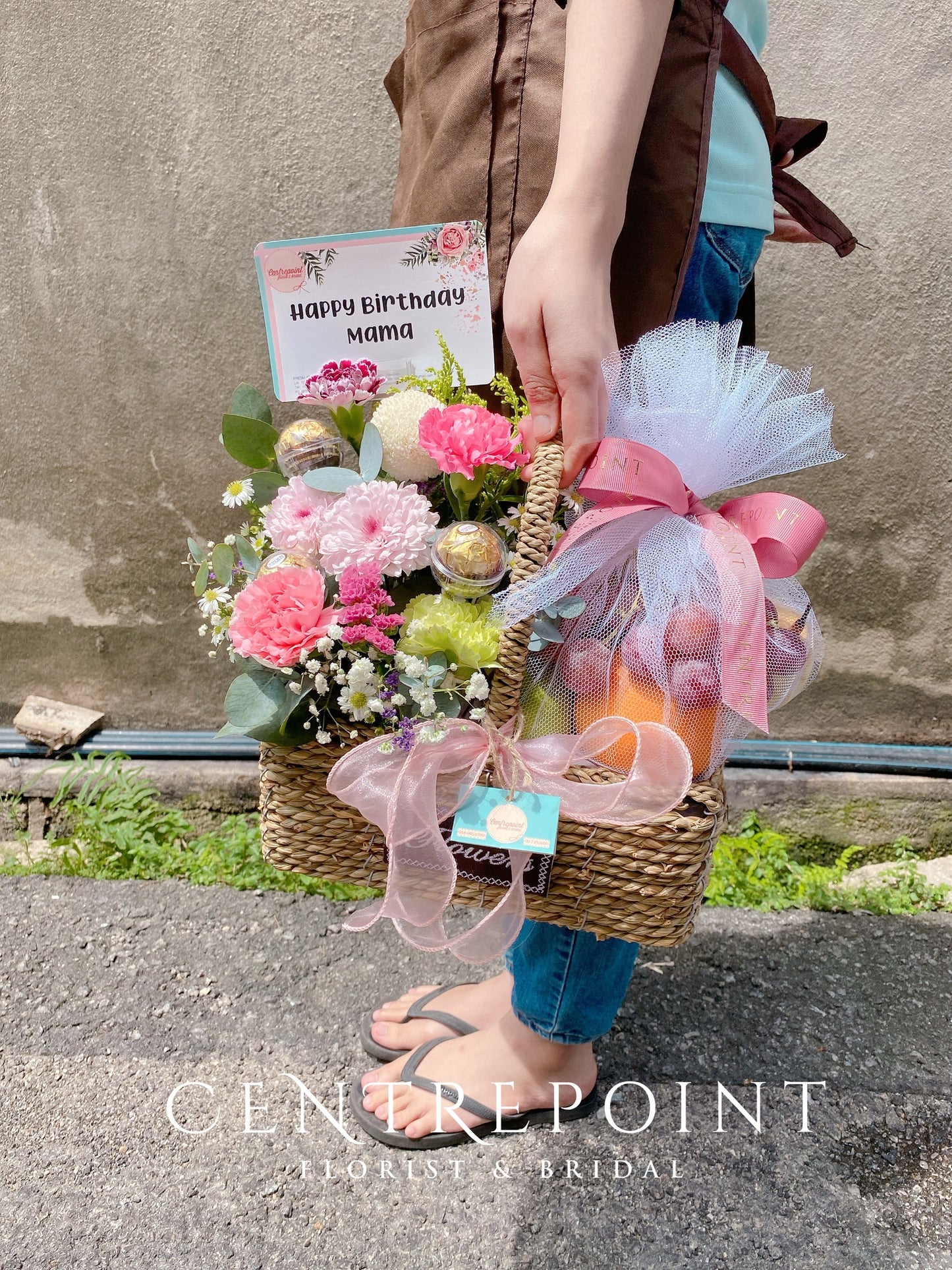 Lovely Fruit & Flower Basket Size L (RM 180.00)