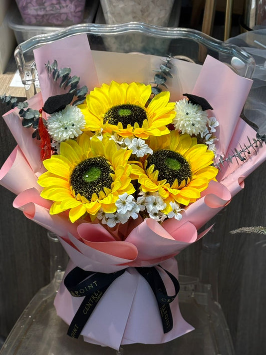 Macy & Co. (RM 85.00)