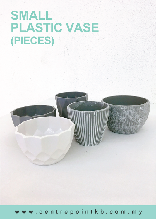 Small Plastic Vase (Pieces)